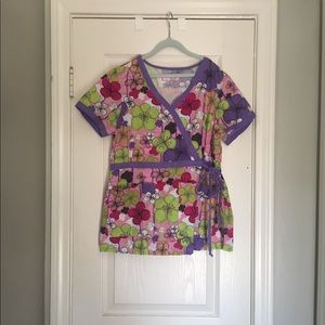 Women’s colorful floral design koi scrub top